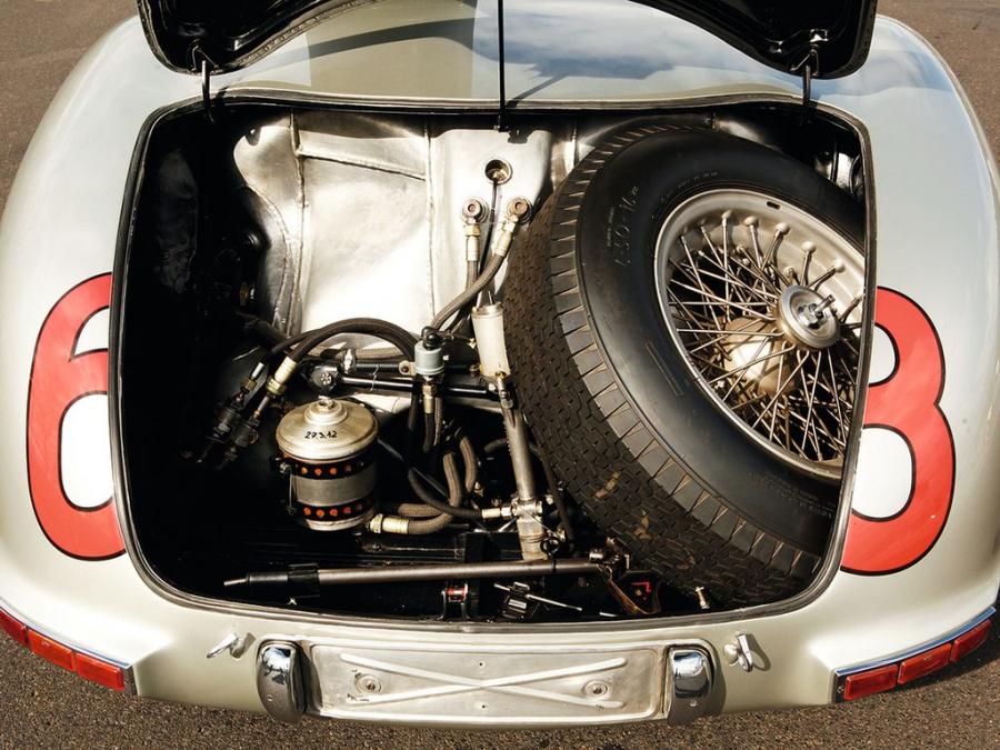  Mercedes-Benz 300 SLR 1955 года  (фото 68 из 69)
